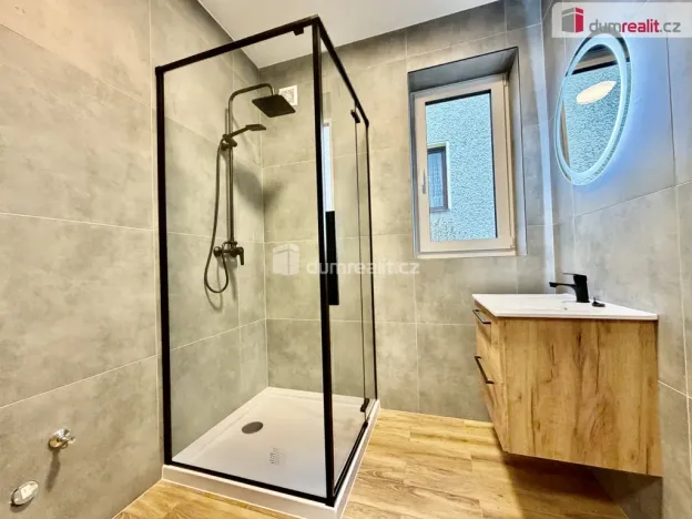 Prodej rodinného domu, Velká Jesenice, 160 m2