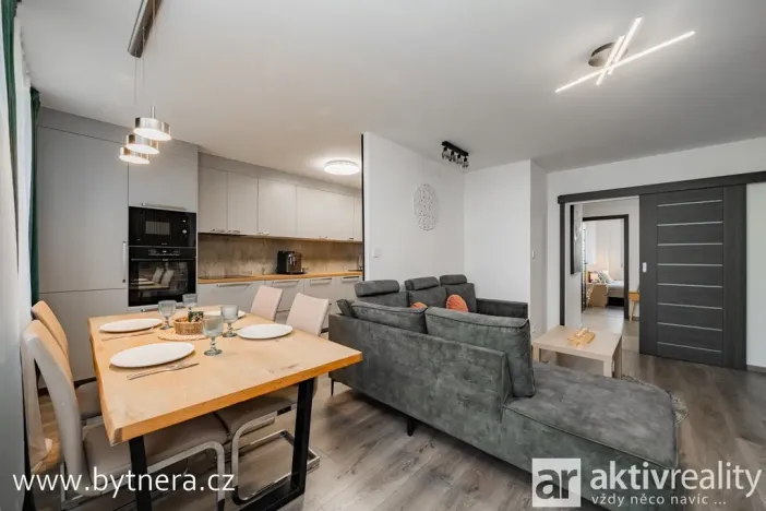 Prodej bytu 3+1, Neratovice, Kojetická, 78 m2