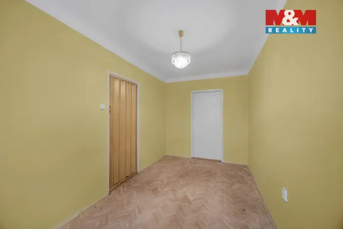 Prodej bytu 3+1, Čerčany, Družstevní, 58 m2