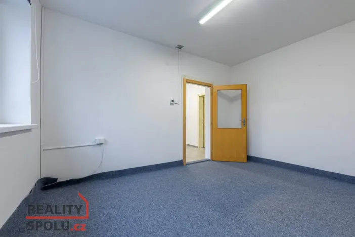 Pronájem kanceláře, Blovice, Americká, 100 m2