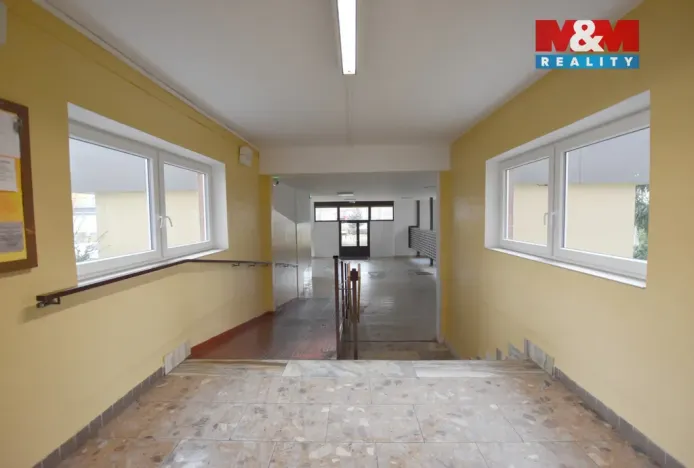 Pronájem bytu 1+kk, Hradec Králové - Nový Hradec Králové, Jana Masaryka, 35 m2