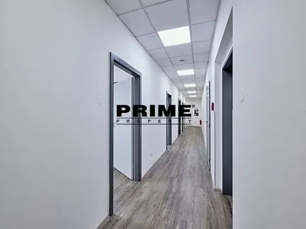 Pronájem kanceláře, Praha - Nové Město, Soukenická, 47 m2