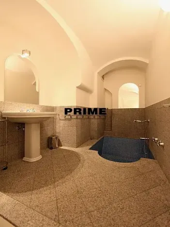 Pronájem bytu 2+kk, Praha - Malá Strana, Vlašská, 92 m2