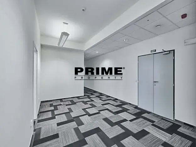 Pronájem kanceláře, Praha - Nové Město, Soukenická, 244 m2