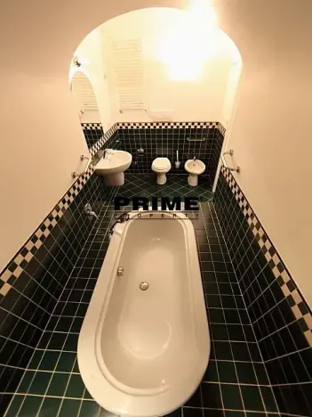 Pronájem bytu 4+1, Praha - Malá Strana, Vlašská, 170 m2