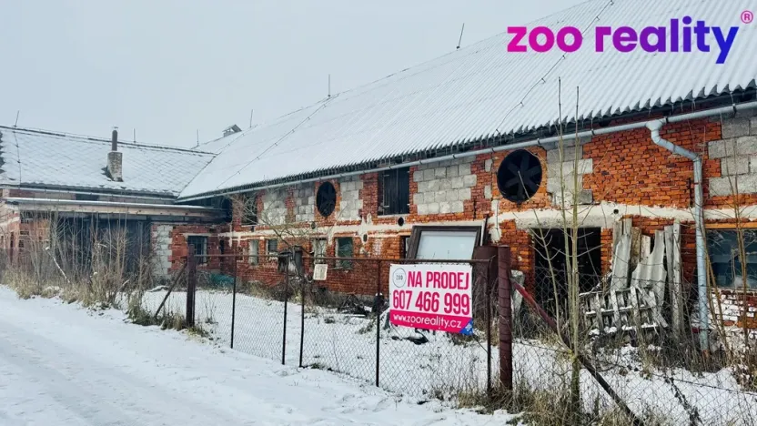 Prodej zemědělského objektu, Lomnice nad Popelkou, 850 m2