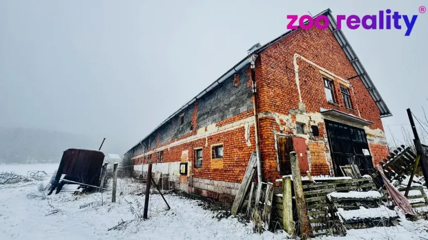 Prodej zemědělského objektu, Lomnice nad Popelkou, 850 m2