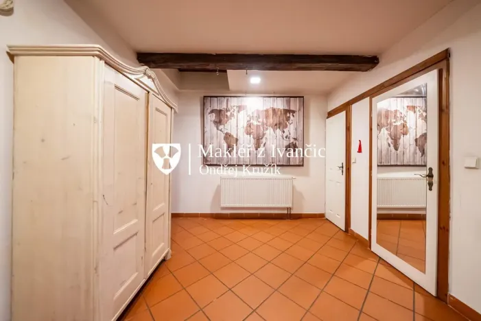 Pronájem rodinného domu, Ivančice, Jana Schwarze, 178 m2