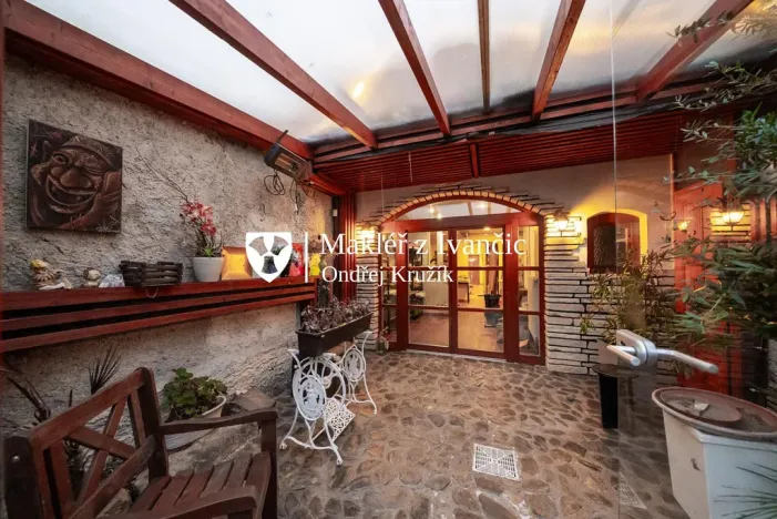 Pronájem rodinného domu, Ivančice, Jana Schwarze, 178 m2