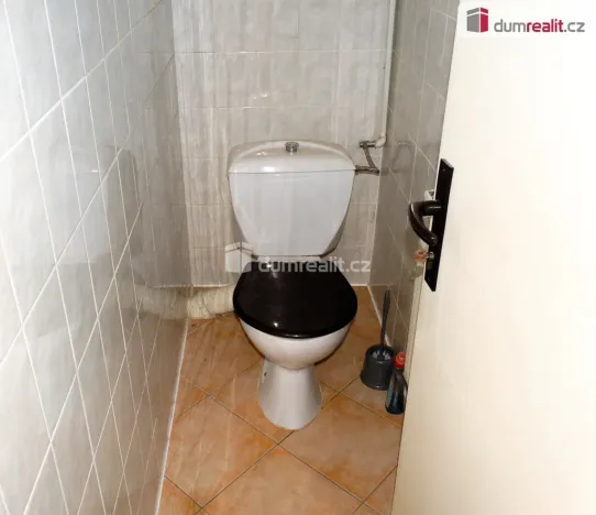 Pronájem rodinného domu, Hradčovice, 180 m2