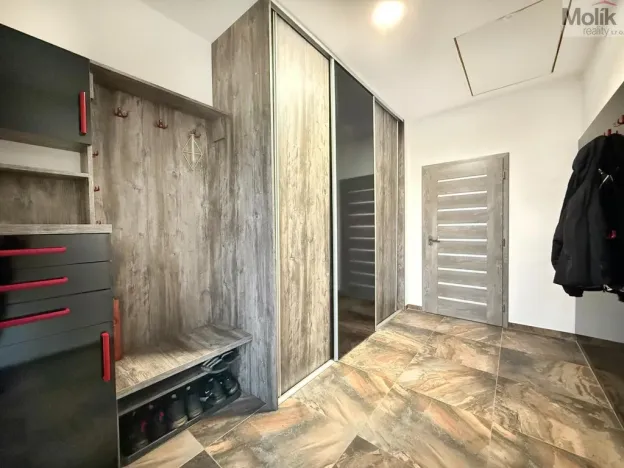 Pronájem rodinného domu, Dubí, Zahradní, 114 m2