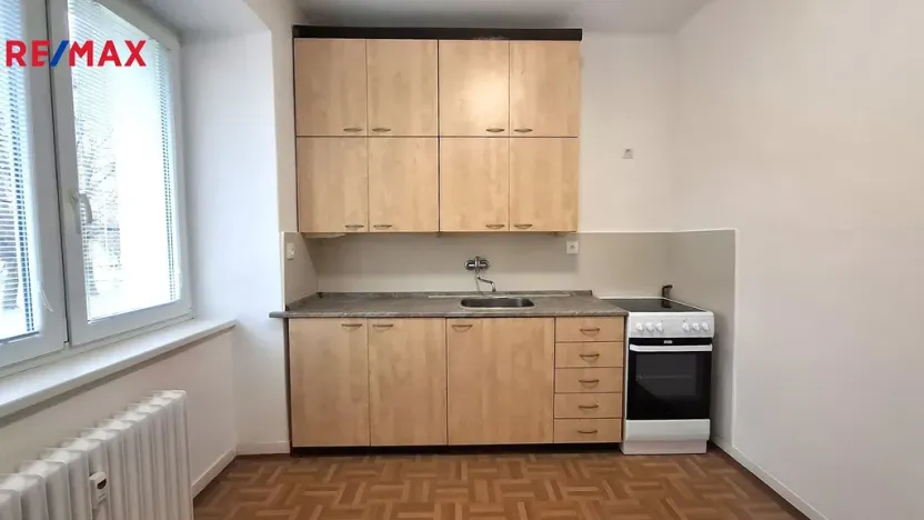 Pronájem bytu 2+1, Ostrava - Poruba, Nálepkovo náměstí, 55 m2