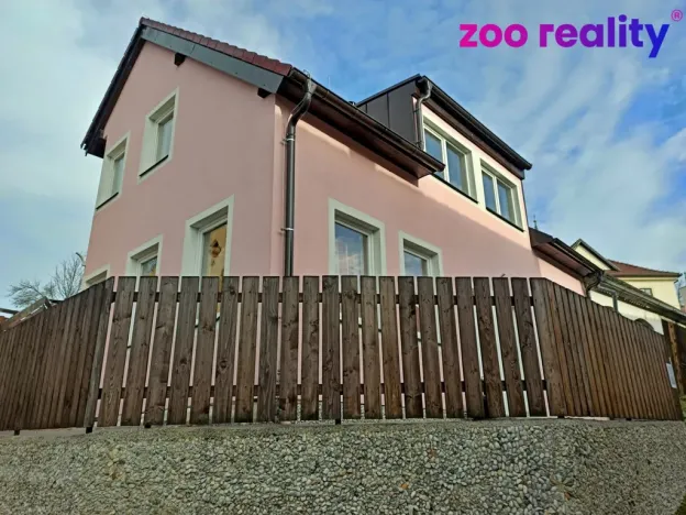 Pronájem bytu 3+kk, Křemže, Náměstí, 76 m2