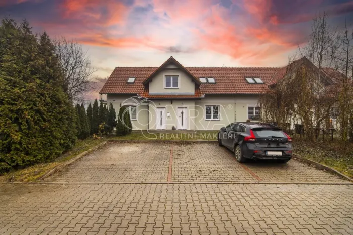 Prodej bytu 3+kk, Holubice - Kozinec, Javorová, 83 m2