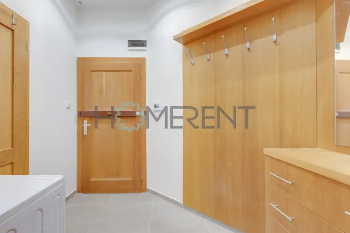 Prodej bytu 2+kk, Praha - Žižkov, Jagellonská, 45 m2