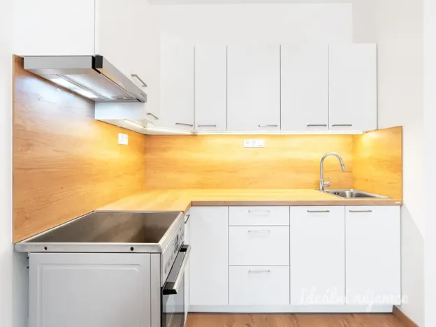 Pronájem bytu 2+kk, Praha - Michle, U plynárny, 53 m2