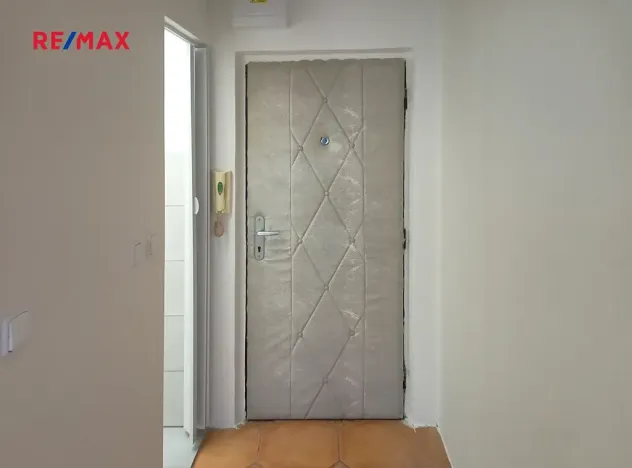 Pronájem bytu 1+kk, Lubná, 19 m2