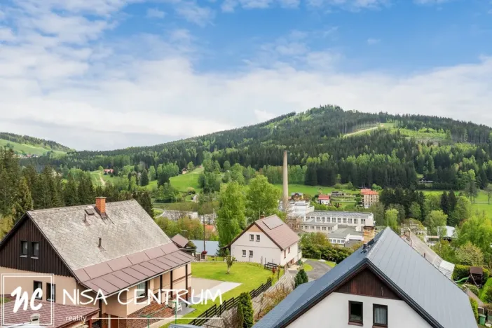 Prodej rodinného domu, Jiřetín pod Bukovou, 150 m2