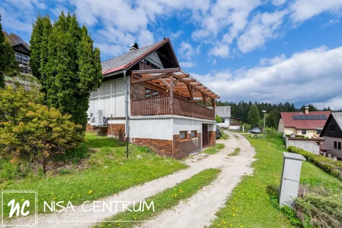 Prodej rodinného domu, Jiřetín pod Bukovou, 150 m2