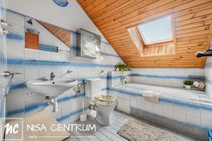 Prodej rodinného domu, Stráž nad Nisou, 270 m2