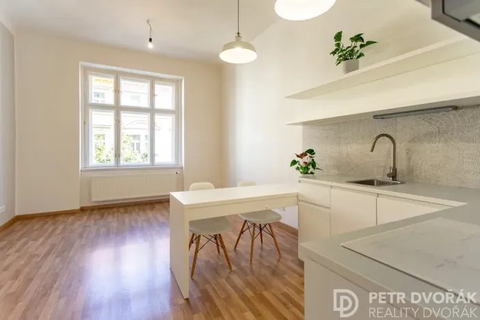 Pronájem bytu 2+kk, Praha - Žižkov, Bořivojova, 49 m2