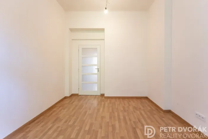 Pronájem bytu 2+kk, Praha - Žižkov, Bořivojova, 49 m2