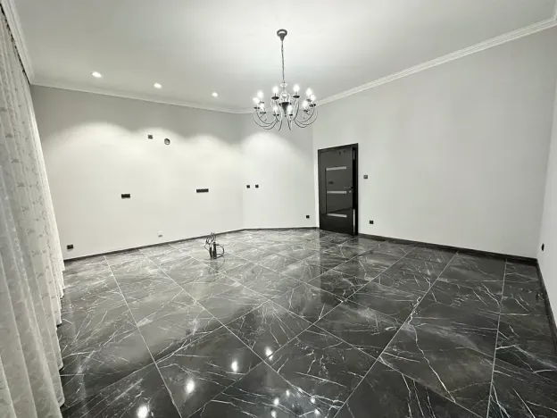 Prodej bytu 4+1, Karlovy Vary, Vřídelní, 160 m2