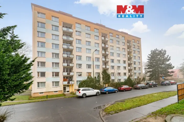 Prodej bytu 1+1, Krupka - Maršov, Karla Čapka, 35 m2