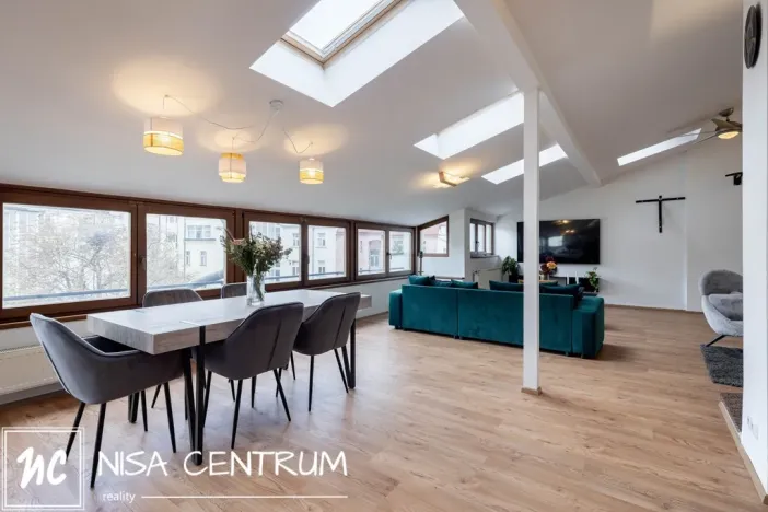 Prodej atypického bytu, Praha - Vinohrady, Vozová, 260 m2