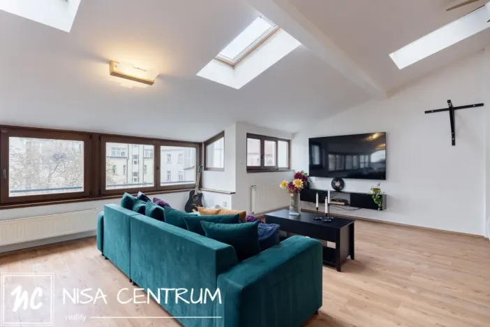 Prodej atypického bytu, Praha - Vinohrady, Vozová, 260 m2