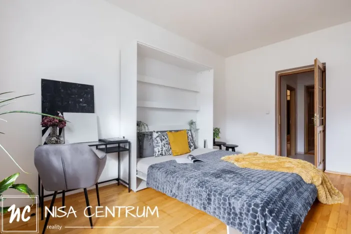 Prodej atypického bytu, Praha - Vinohrady, Vozová, 260 m2