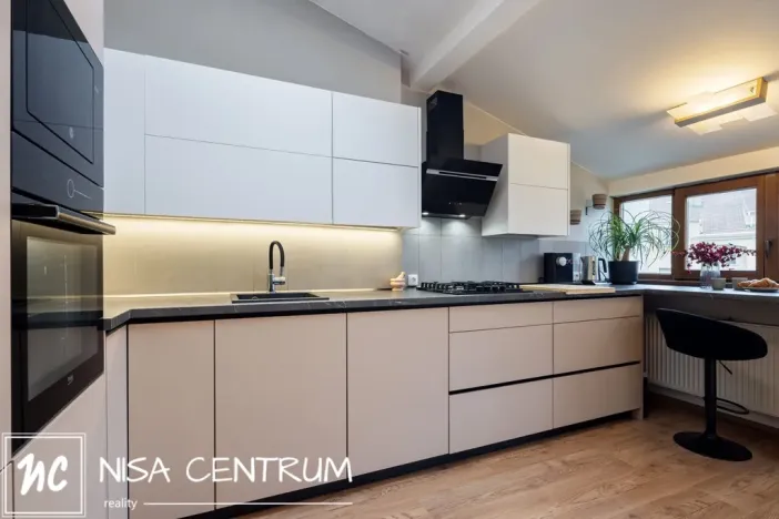 Prodej atypického bytu, Praha - Vinohrady, Vozová, 260 m2