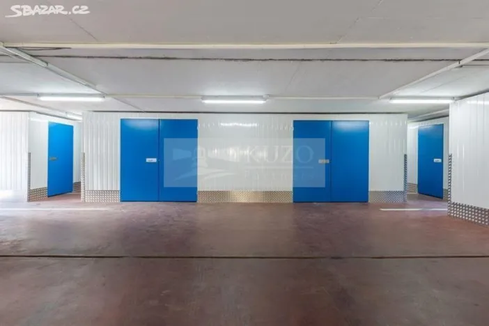 Pronájem skladu, Praha, Pešlova, 10 m2