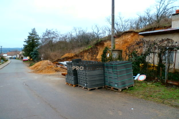 Prodej komerčního pozemku, Hodonice, Polní, 344 m2