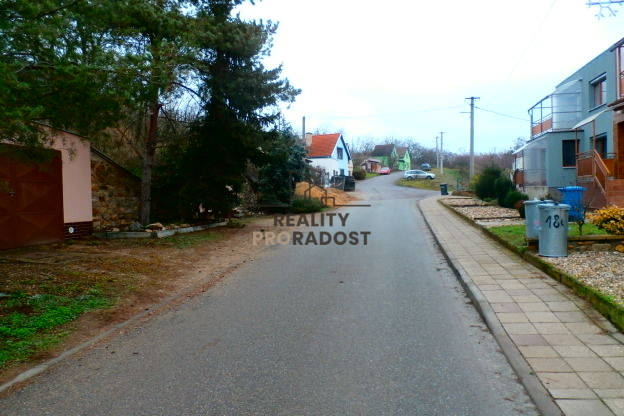 Prodej komerčního pozemku, Hodonice, Polní, 344 m2