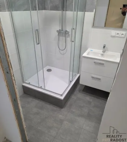 Pronájem bytu 1+1, Kladno, Francouzská, 28 m2