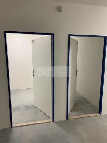 Pronájem skladu, Dobříč, 5 m2