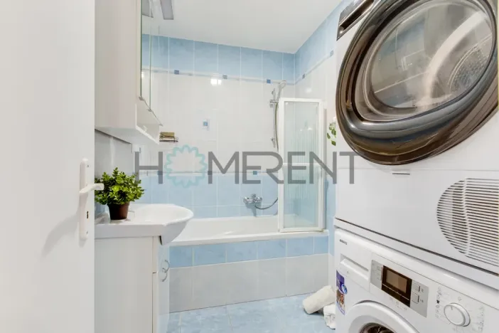 Pronájem bytu 3+1, Praha - Kobylisy, Kaňkovského, 72 m2