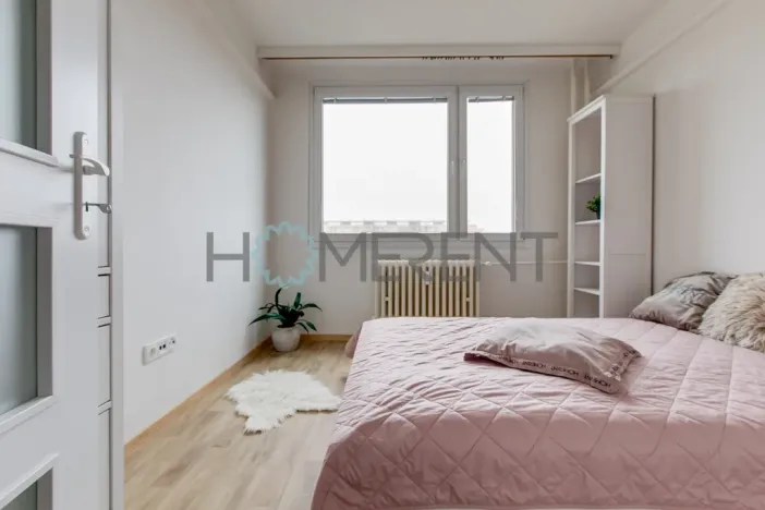 Pronájem bytu 3+1, Praha - Kobylisy, Kaňkovského, 72 m2