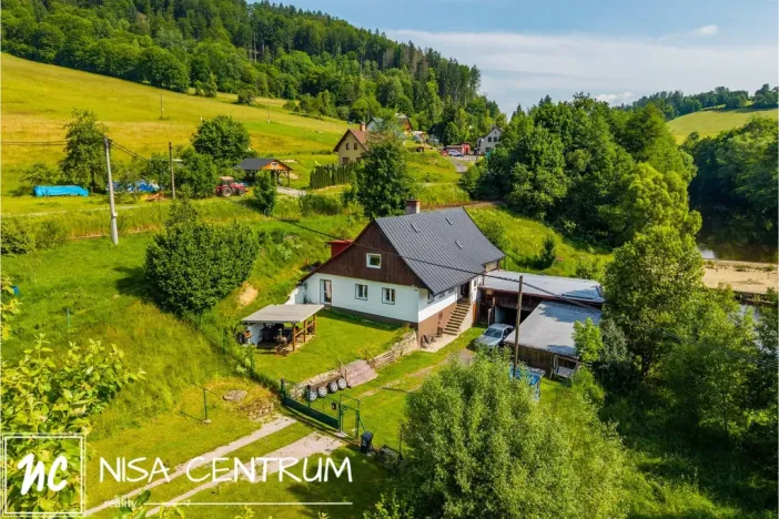 Prodej rodinného domu, Poniklá, 285 m2