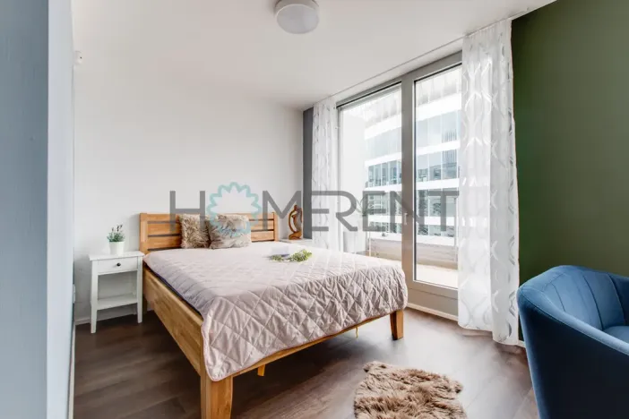 Pronájem bytu 1+kk, Praha - Smíchov, Plzeňská, 31 m2