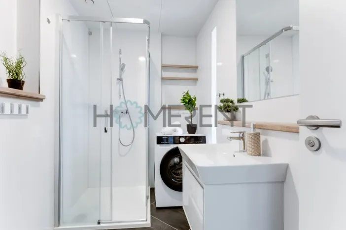 Pronájem bytu 1+kk, Praha - Smíchov, Plzeňská, 31 m2