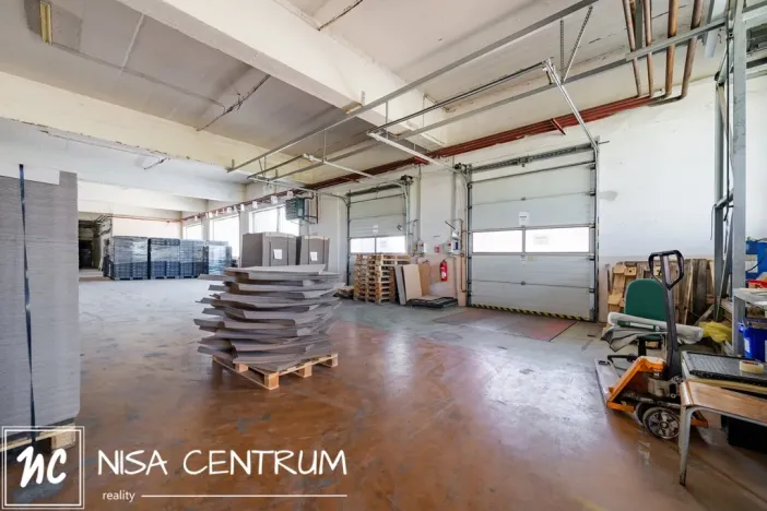 Pronájem výrobních prostor, Hostinné, 6000 m2