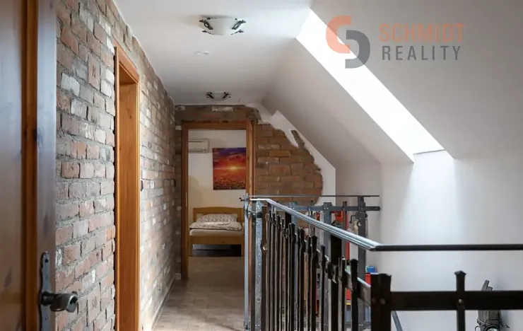 Prodej ubytování, Březí, 334 m2