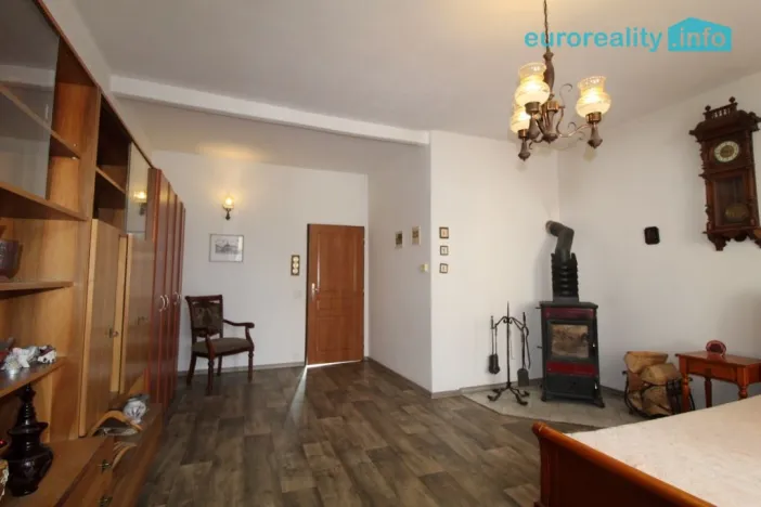 Pronájem bytu 2+1, Česká Lípa, Pod Špičákem, 75 m2