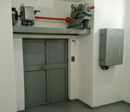 Pronájem skladu, Praha - Bubeneč, Šestidomí, 7 m2