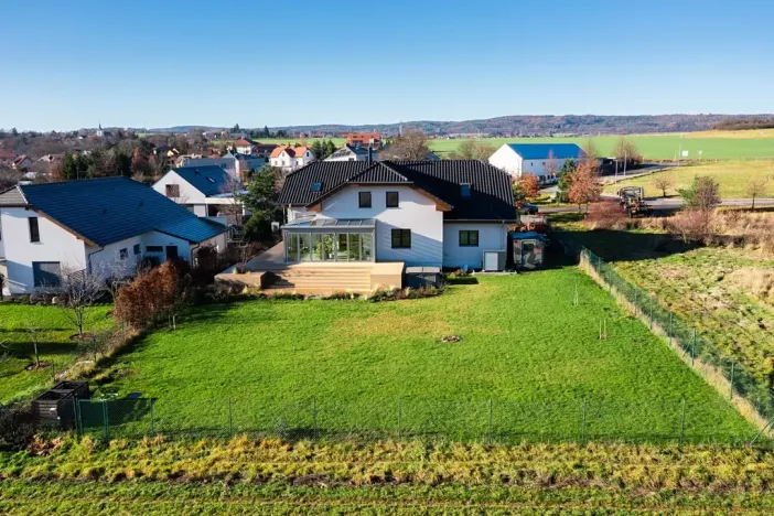 Prodej rodinného domu, Líšnice, 336 m2