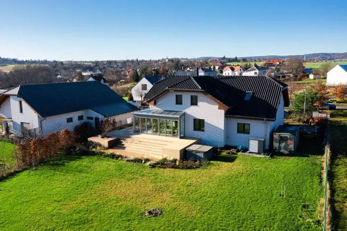 Prodej rodinného domu, Líšnice, 336 m2