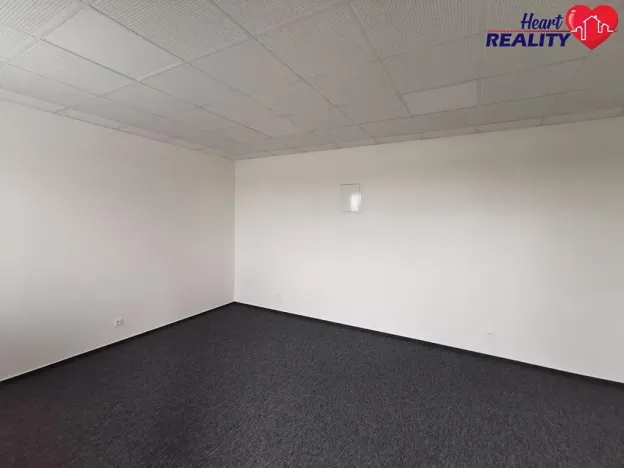 Pronájem kanceláře, Kravaře, Bolatická, 24 m2