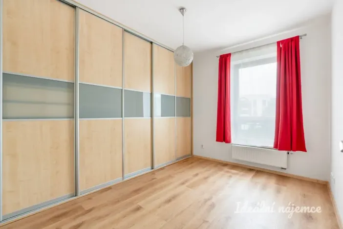 Pronájem bytu 2+kk, Praha - Libeň, Podvinný mlýn, 52 m2